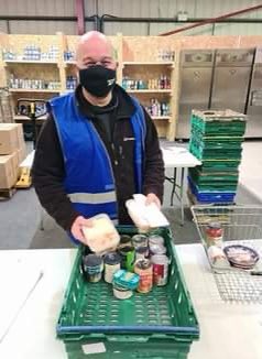 Many thanks to Meena Balaji and Balaji Packyanathasamy for their donation of 80 home cooked Indian meals to be gifted to our vulnerable veterans, 
The family came up with the perfect idea to help with some of Meena’s beautiful home cooking, Bless you, truly scrumptious 😊