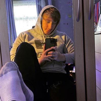 61Rees's tweet photo. #NewProfilePic https://t.co/btxfYh1dSq