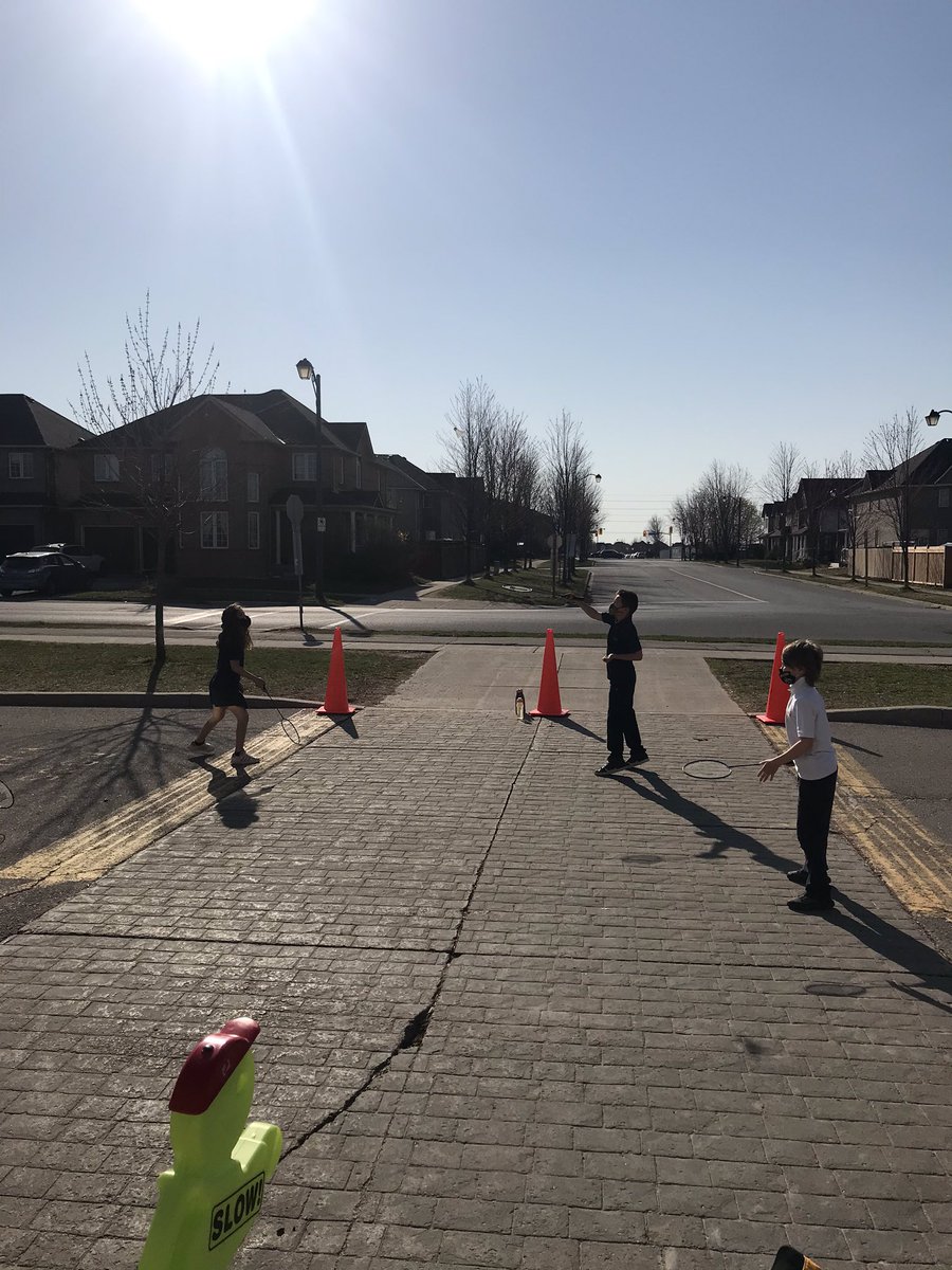 handley_ms's tweet photo. Taking advantage of this BEAUTIFUL weather today! @stpetersmilton https://t.co/dzrKWF0czD