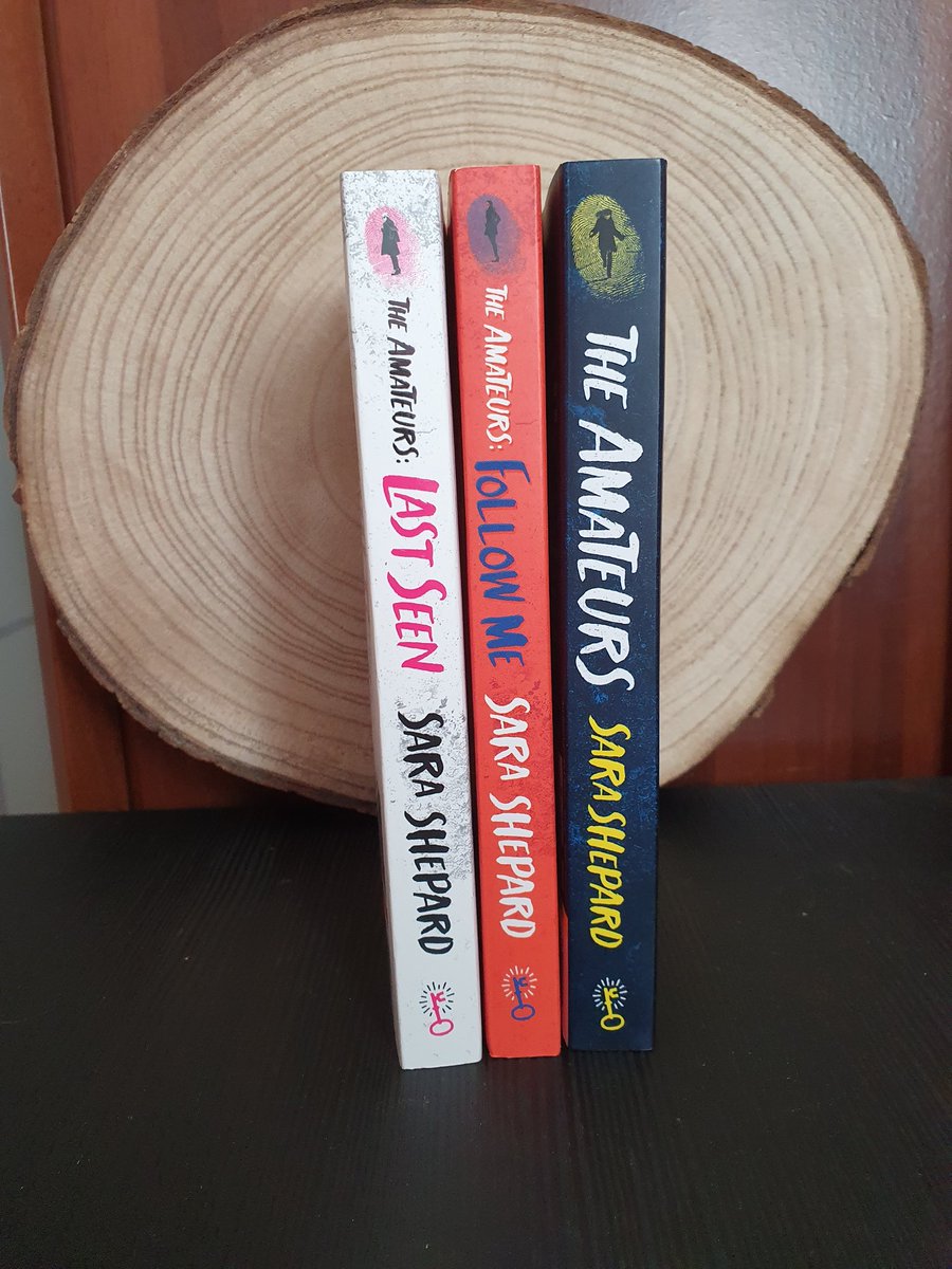 AndOnSheReads's tweet photo. Looking for a trilogy to get lost in? How about The Amateurs. Published by @HotKeyBooksYA and written by creator of Pretty Little Liars, these will take you on dark and twisted adventures.
#BookTwitter #hotkeybooks #PrettyLittleLiars #books #bookstagram https://t.co/U7FjmLvTZ0