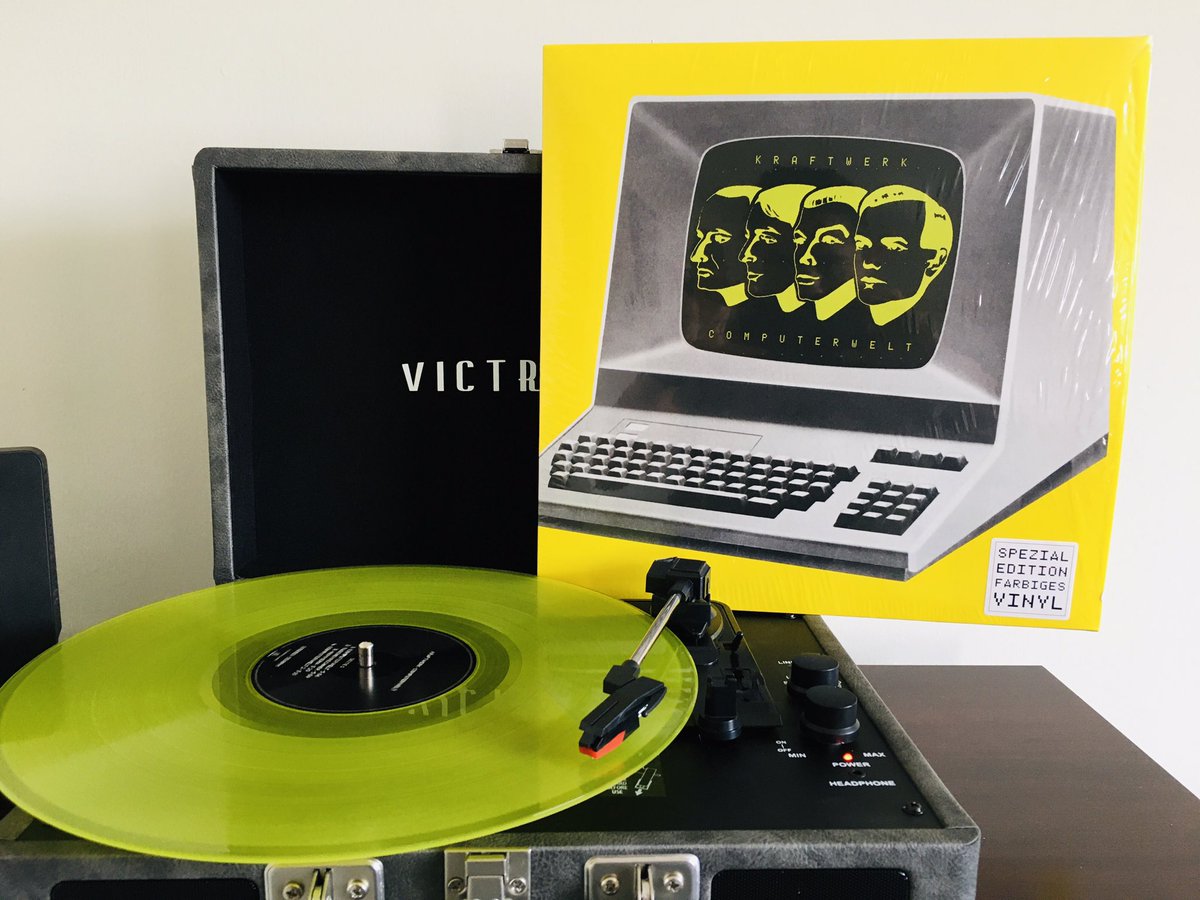 gcanos's tweet image. #Kraftwerk #ComputerLiebe 😍😍😍