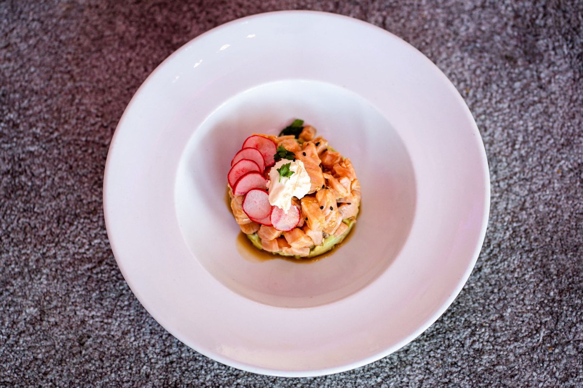 MikeRoweCooks tweet media