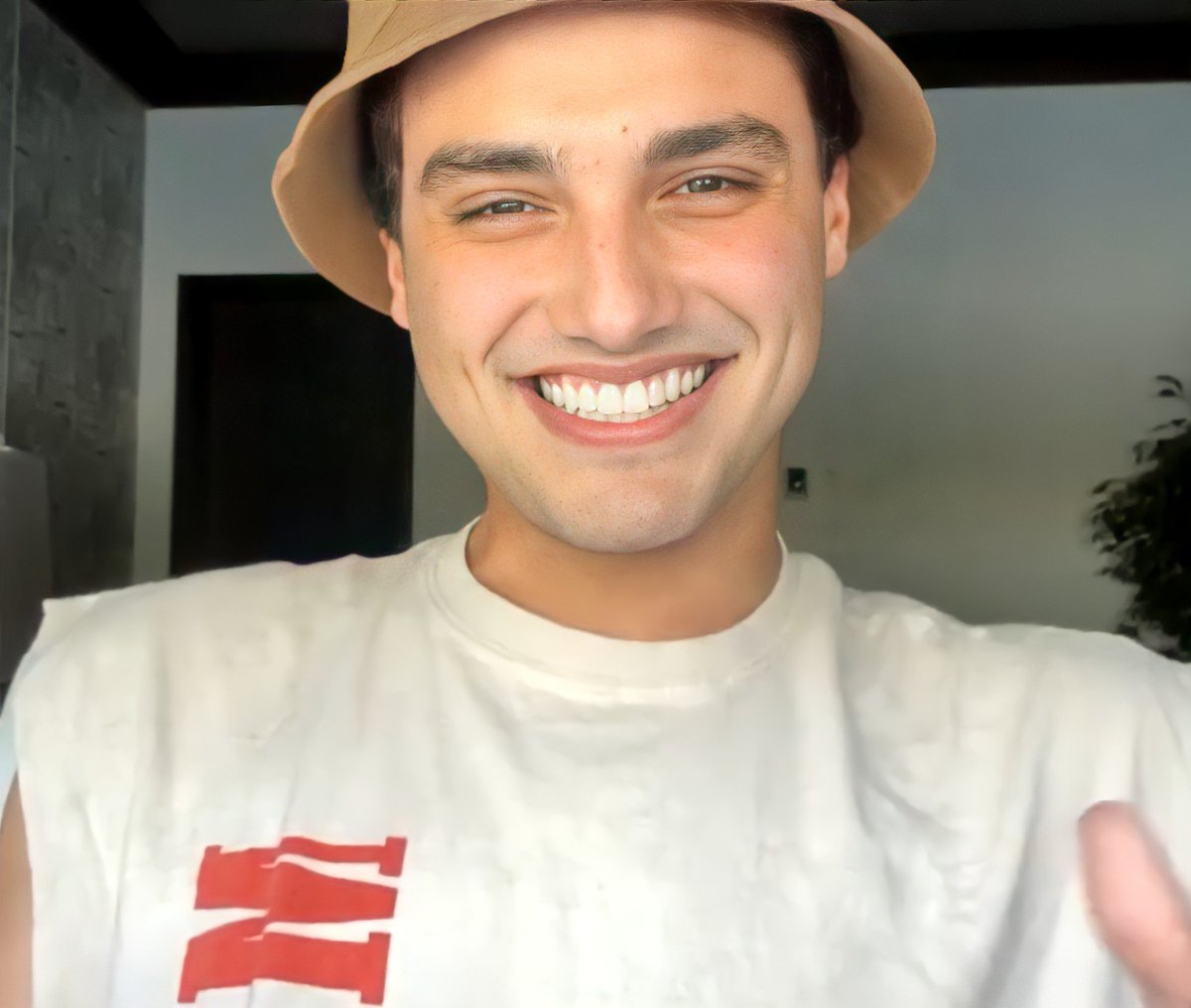 heavenjuanpa's tweet photo. lo feliz que se miraba humbe hablando de su álbum 😭
#HumbeMTV https://t.co/nzkcw8V4Ub