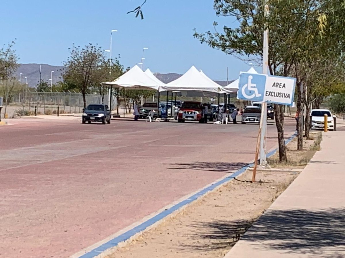 Amigos la jornada de vacunación en los módulos instalados en el Estadio Sonora regresa a la normalidad. El resto del día solo para personas con problemas motrices y de 64 a 69 años. Fue un éxito la posibilidad de esta mañana. ¡Gracias!