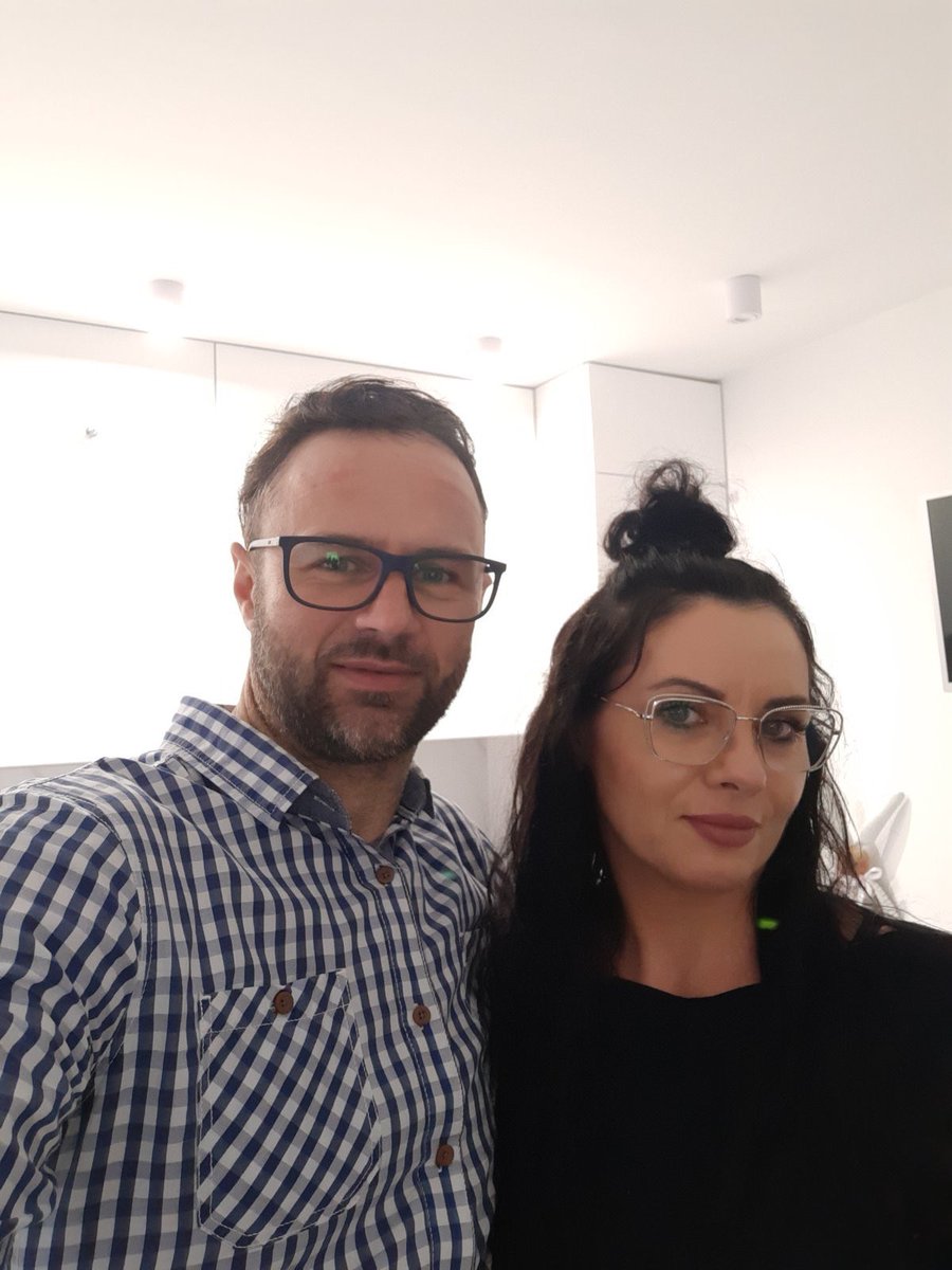 DorszSandra's tweet photo. kocham mamę i tatę oto oni prześlijcie im dużo ciepła i miłości, będzie im miło https://t.co/A4rAGo03bt