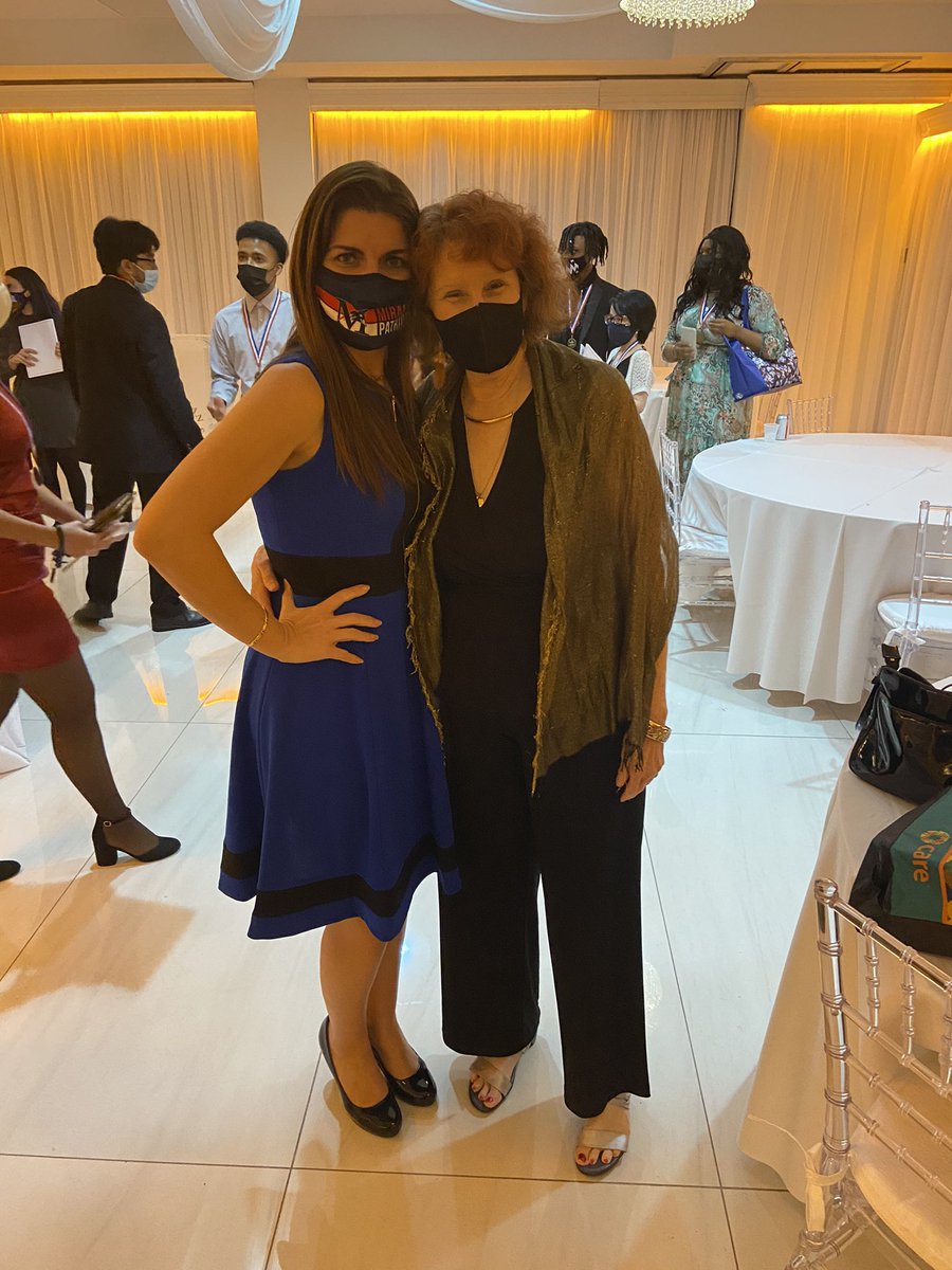 This evening, we celebrated the top 10% of Miramar High’s graduating class!  It was AMAZING to see our #PatriotScholars and be able to recognize their incredible achievement.  Thank you to <a href="/_MHS_NHS/">Miramar High NHS</a> sponsor Ms. Richardson for coordinating such a lovely event! #PatriotsNeverRest!