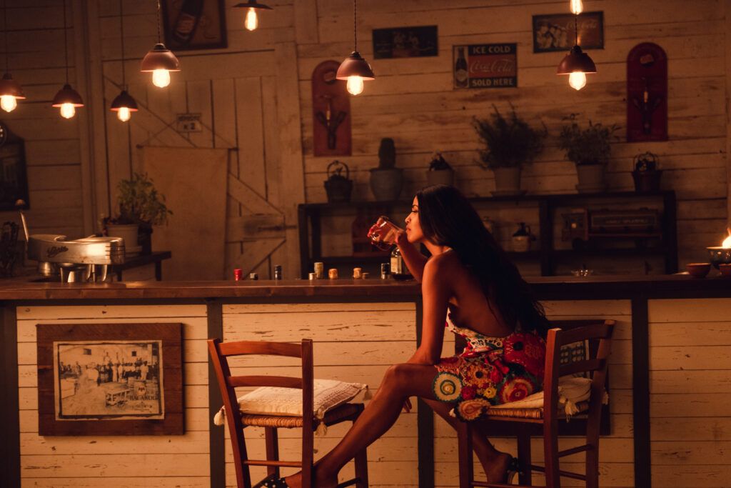 MeowMag's tweet photo. #INSPOWER🔮 Yendry es la it girl latina que ha construido su propio estilo a través de la música. Platicamos con ella sobre su infancia, el significado de ser mujer y su propuesta musical. Conoce su historia y déjate embrujar por ella. https://t.co/VIMBuy2CMp
📝 @felinenude https://t.co/x7p49otkOh