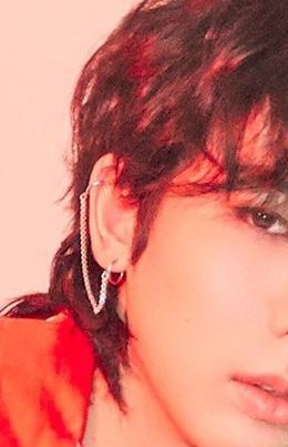 4. his taste in earrings ♡ i adore the earrings he chooses to wear, they suit his vibe so well and they just look so good :( this one is kinda random, but I've just always been drawn to his earrings hehe