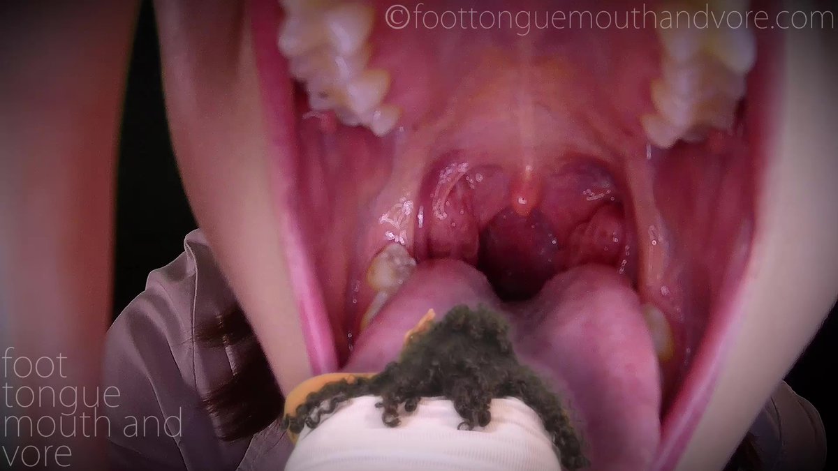 FtmvProductions's tweet photo. There is no justice! The bully always wins! #giantess #vore #giantessvore #sizetwitter #shrink @clips4sale https://t.co/MkbDYfACqV https://t.co/EP5iQiEQdf