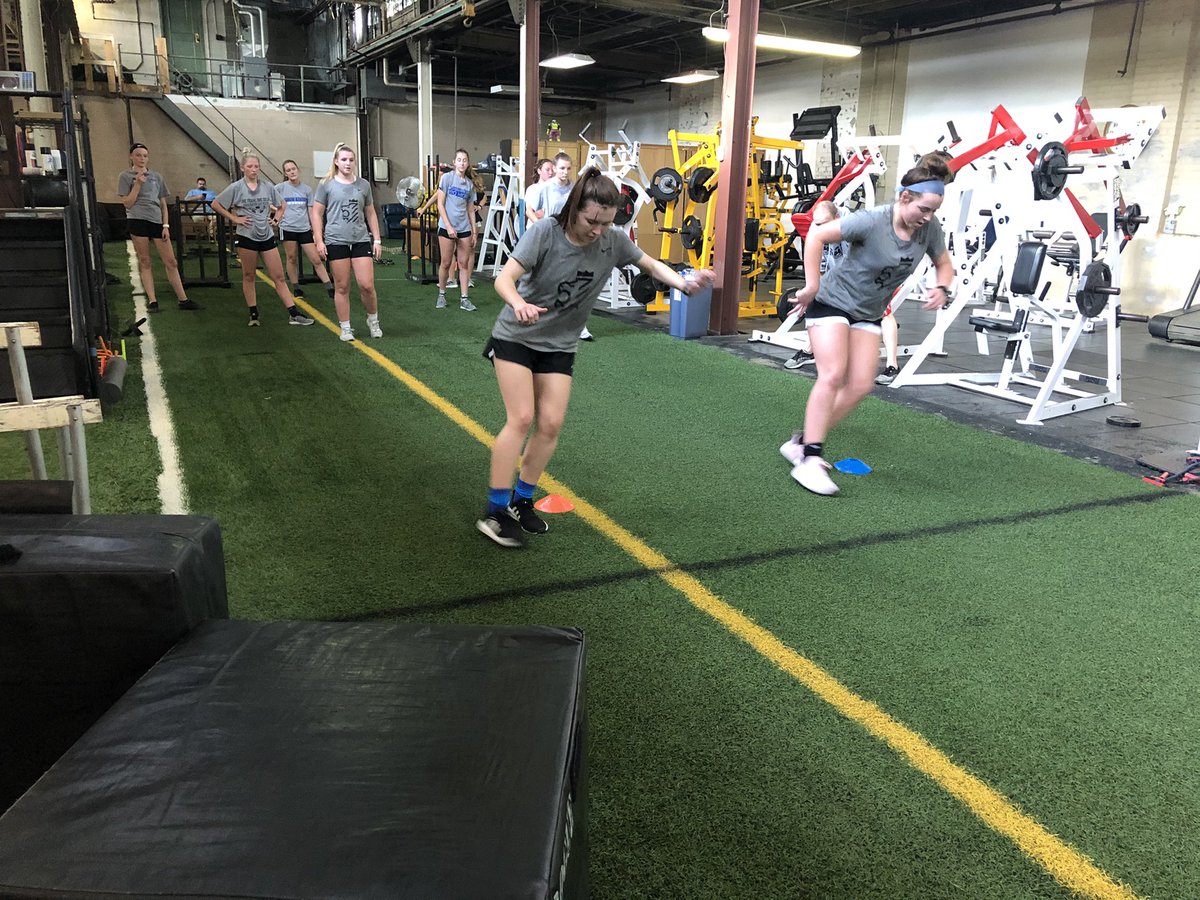 SKLadyPioneers's tweet photo. Grinders.....love the choices they are making! #BeAChooser #KeepShowingUp #JrAndSrLeaders https://t.co/BKJnX8qq3v