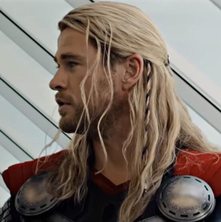 4 - Their HairOne of the main things Norse Mythology and Vikings have in common is their hair. When they lose a loved one, they cut their hair and braid it with their own. The MCU respects that in Age of Ultron and Ragnarok when we see Thor with a strand of Loki's hair braided.