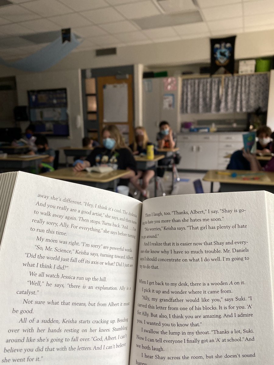 room31williams's tweet photo. Ask your child about this chapter “Great Minds Don’t Think Alike”. We had a great discussion.  We also discussed Albert Einstein and the title Fish In a Tree.  See what your child can tell you about with his great quote related to the book title!! https://t.co/9mPbzghyAo