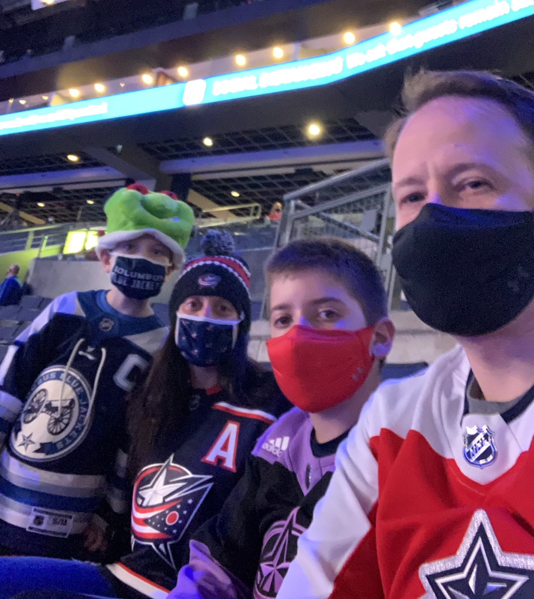 AnnieKov's tweet photo. Glad to be back! #cbj #gojackets https://t.co/fNoUFJZoHe