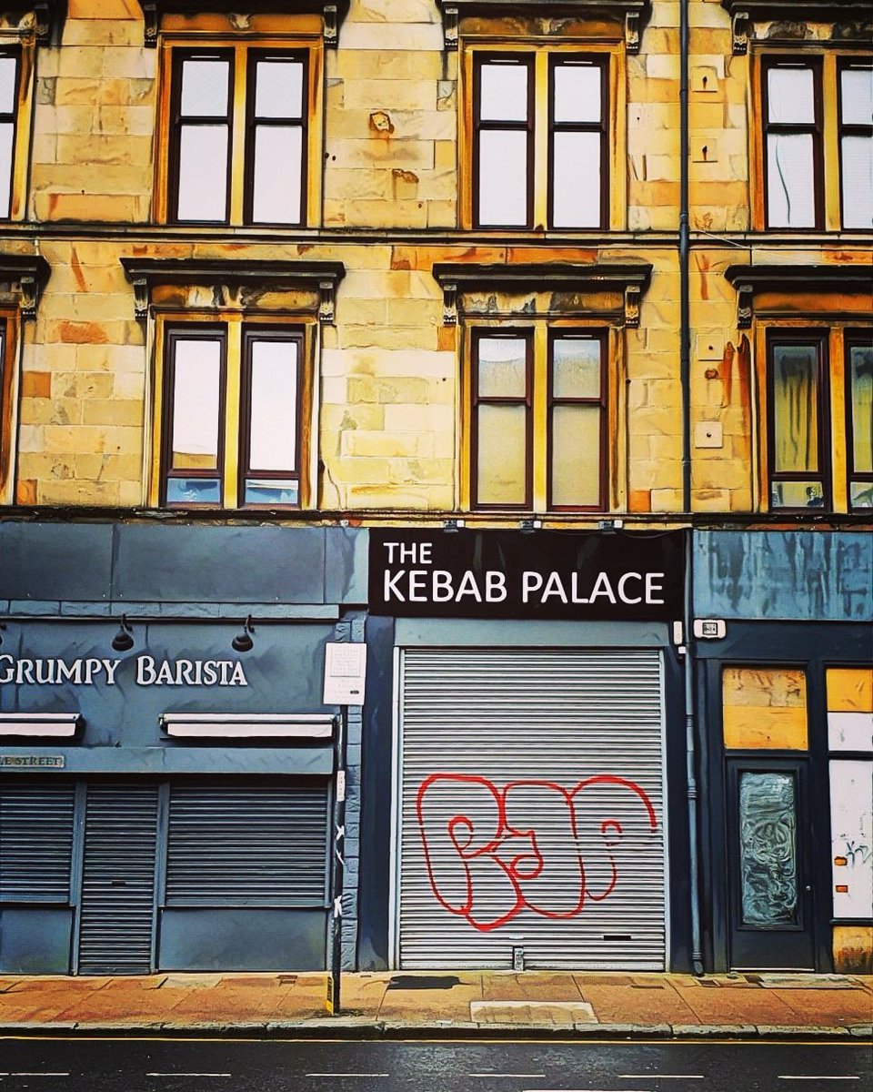 garywoodburn's tweet photo. #shops #frames #argyllstreet #cafe #wall #coffee #street #silouette #graffiti #takeaway #shutters #cafe #pals #tenement #reflection #Glasgow #streetphotography #urbanphotography #streetphotographer #galaxys10 #photography #lights #windows #brick #phonephotography
#citycentre https://t.co/5EvZGklVsp