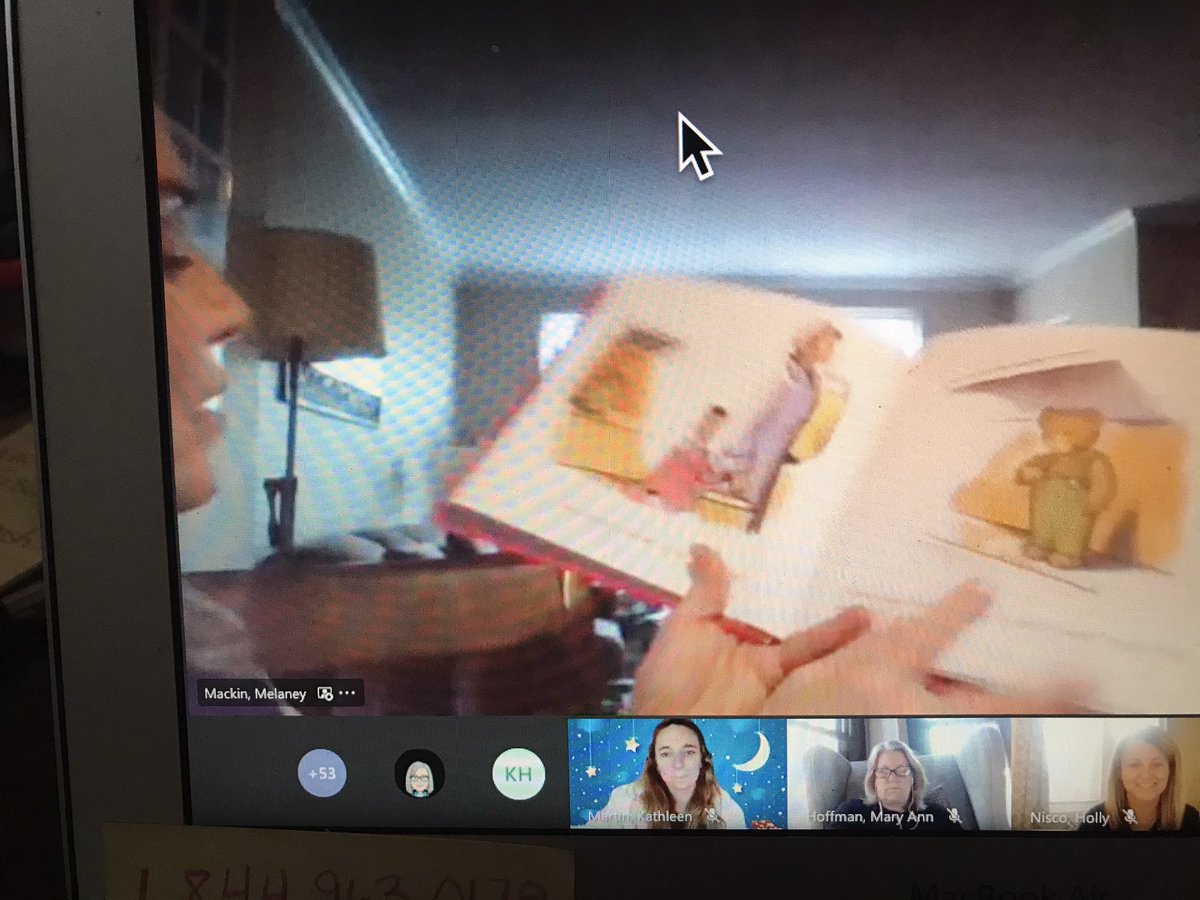 Wow over 75 cardinals came to the first Carlin Springs story night. Our first reader, principal Dr. Mackin reading Corduroy. <a href="/apscspr/">Carlin Springs Elementary School</a> <a href="/SuptDuran/">Francisco Durán, Ed.D.</a> <a href="/APSLibrarians/">APS Library Services</a>