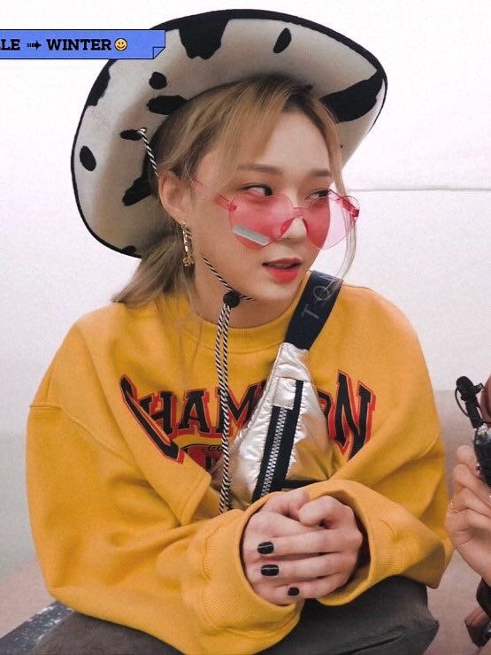 httpdewib's tweet image. ┈─ ٠ 𝗙ala que não gosta de cowboy porque nunca sentiu o gelado da fivela na barriga.