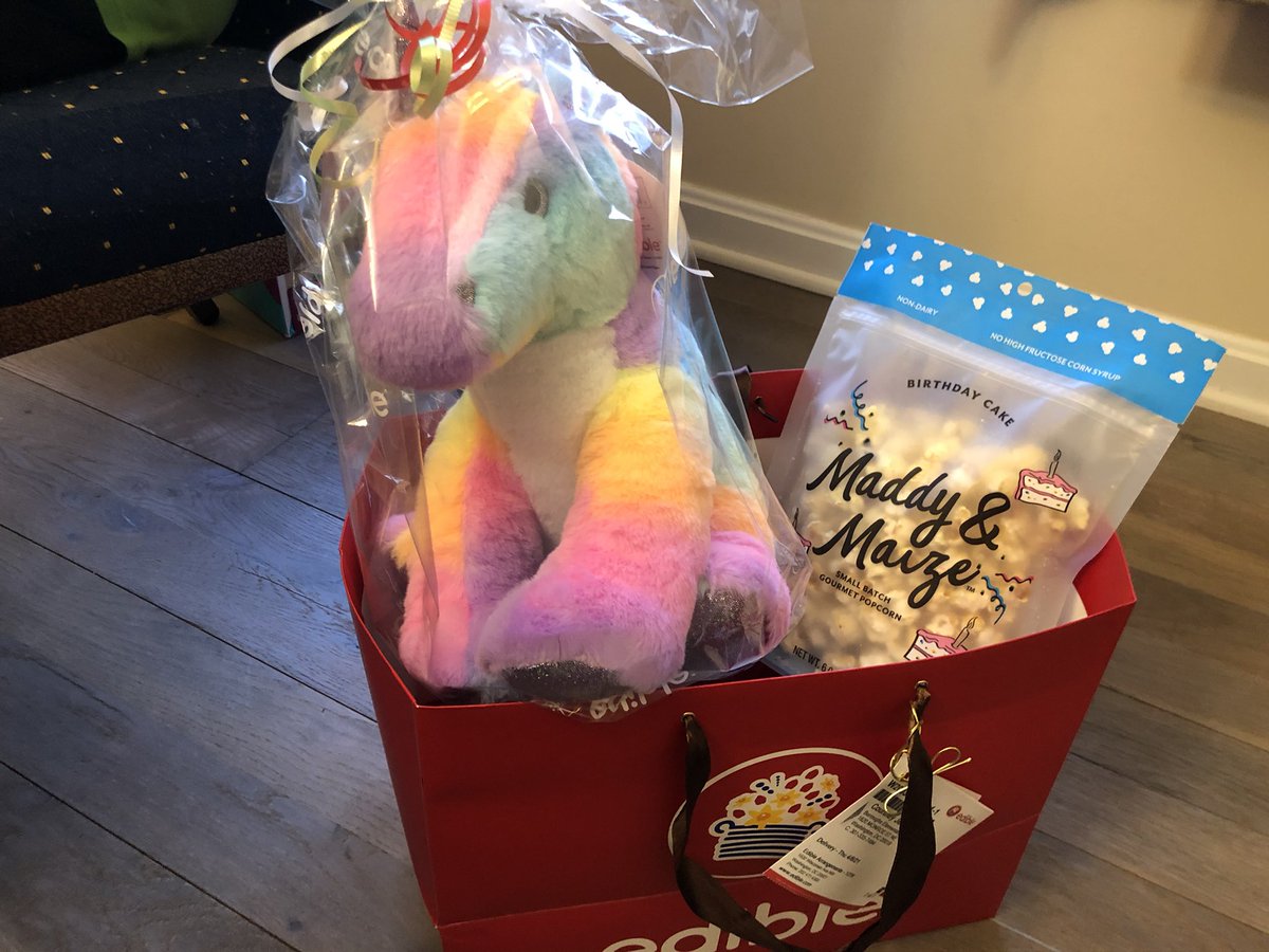 courtneyjer's tweet photo. I’m so thankful for @PrincipalJenki1 and my @BurroughsES Family. Thank you for making me feel like a queen for #AssistantPrincipalsWeek. #RagingRams #curiousandconfident #BestSchoolInTheWorld https://t.co/4PkkGbHTmI