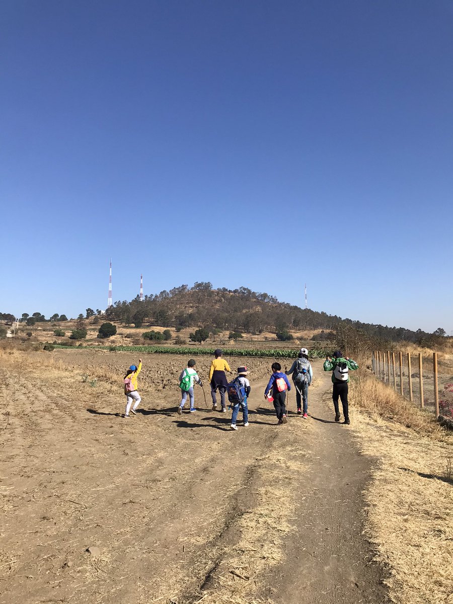 ToursAven's tweet photo. ¡Podremos estar un tiempo sin jugar, pero tarde o temprano tenemos que volver al juego! En #Aventours hacemos #senderismoparaniños para acceder al encuentro con el otro, donde para chicos y grandes el juego humano es disfrutar #juntos
#PonteEnCamino https://t.co/CpRDTUbuz7