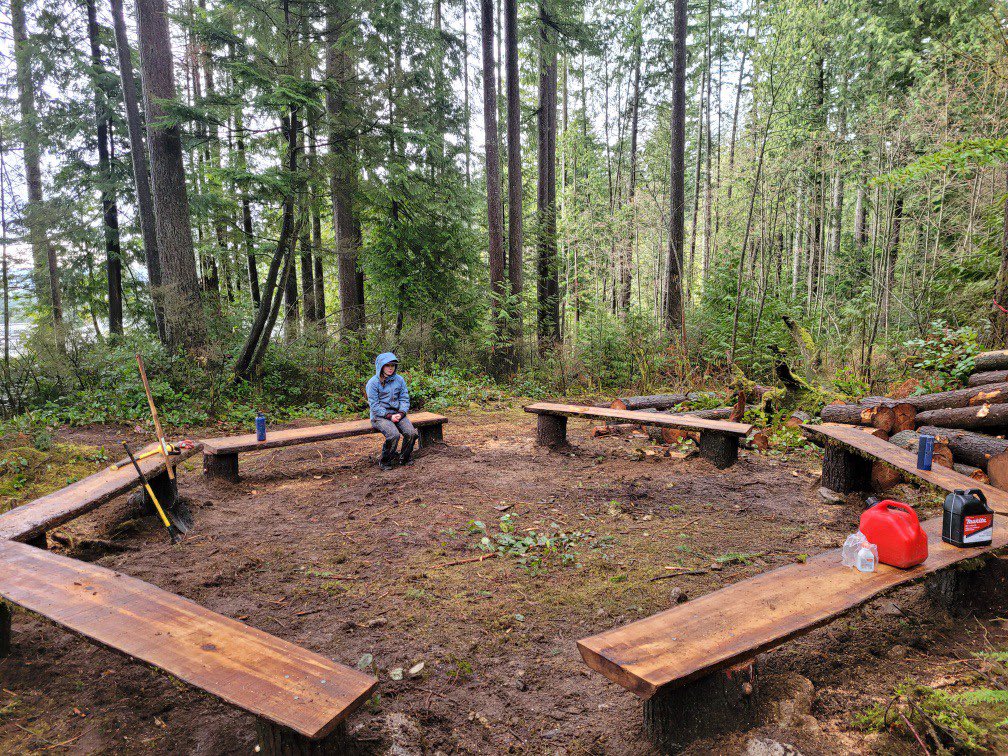 DanielMar785's tweet photo. The Eagle’s Nest is now complete at @43EagleMountain outdoor learning space! Students have been working hard every Thursday to help construct this beautiful learning area. Thanks to @sd43bc multicultural grant for providing this opportunity to students! #ECSfund @jmcconville1000 https://t.co/kuDg901ujO