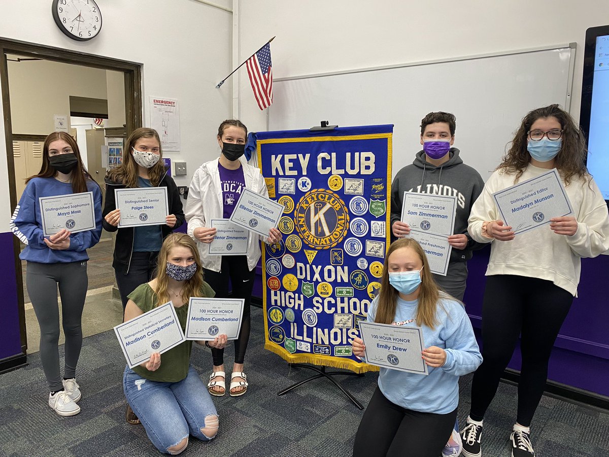 dixonkeyclub's tweet photo. Congratulations to these Key Club members on their DCLC Awards.  Thank you for all your hard work and dedication to your club, school, and community!!!!! https://t.co/bflN7vZi81