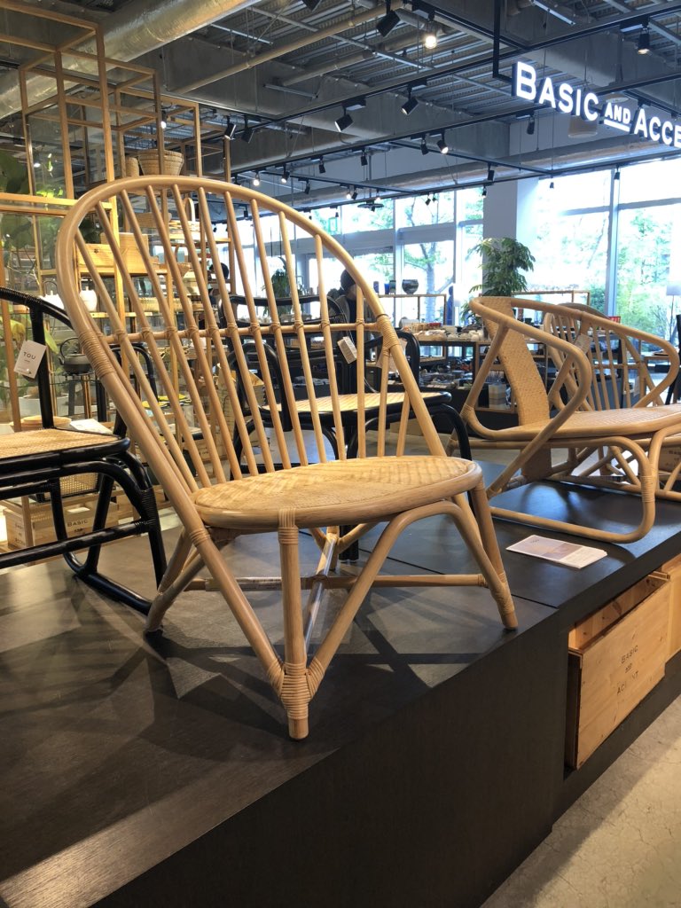 basic_accent's tweet photo. 【BASIC AND ACCENT 湘南T-SITE店 POPUPイベント開催中！】

TOU

4.8(thu) – 27(tue)

TOU / トウは、インドネシアのチルボンという町で製作されたラタン家具のブランド。

BASIC AND ACCENT湘南T-SITE
湘南T-SITE2号館1階
TEL0466-52-8586 https://t.co/R9FWiH6ZE1