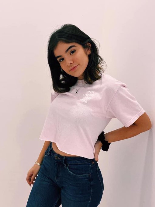 Andaba recordado la vez q me hicieron meme y aun no entiendo los memes https://t.co/SkJqeTUfkl<a href="/tag/nuevafotodeperfil"class="tags"><span>#nuevafotodeperfil</span></a>