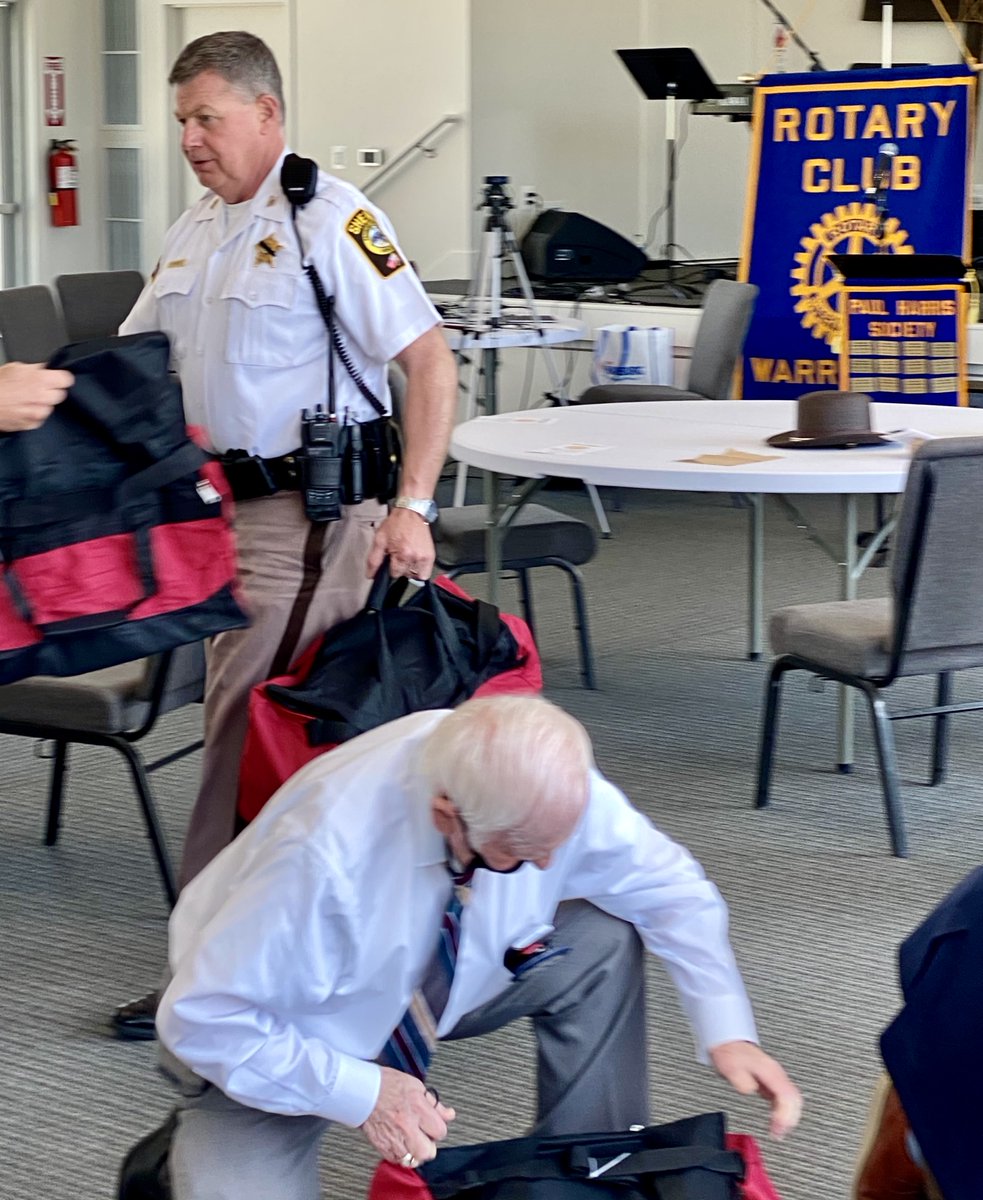 revshortridge's tweet photo. Rotary Club of Warrenton serving our community through preparedness bags for our local homeless shelter. Rotary changes lives! #Rotary #RotaryOpensOpportunities #warrenton https://t.co/NZaR8kK9BV