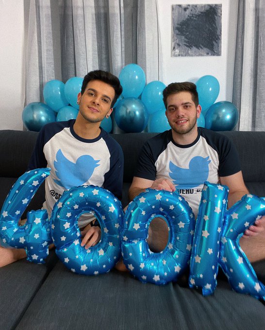1 pic. Wow ? we are already 4??0??0??K porn addicts, thank you!!??
Who joins the celebration???
?ONLY