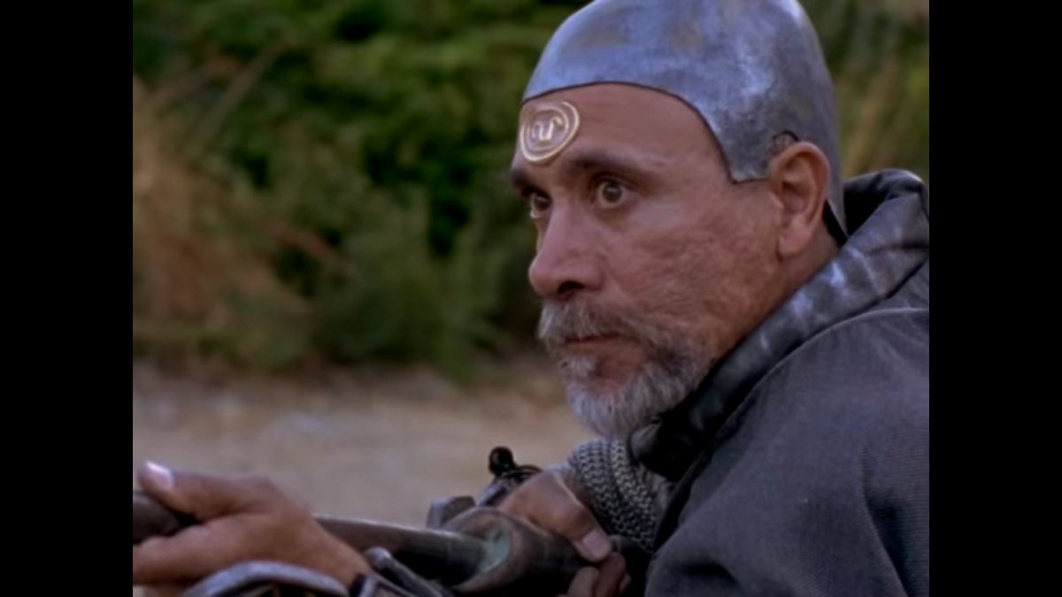 S01E11 - BloodlinesSG-1 goes to Chulak to help Teal'c find his family and keep his kid from being implanted with a symbiote. Mostly tho it's about Tony Amendola as Bra'tac. Tony is one of those legendary genre TV dudes that never disappoints. Good to see.