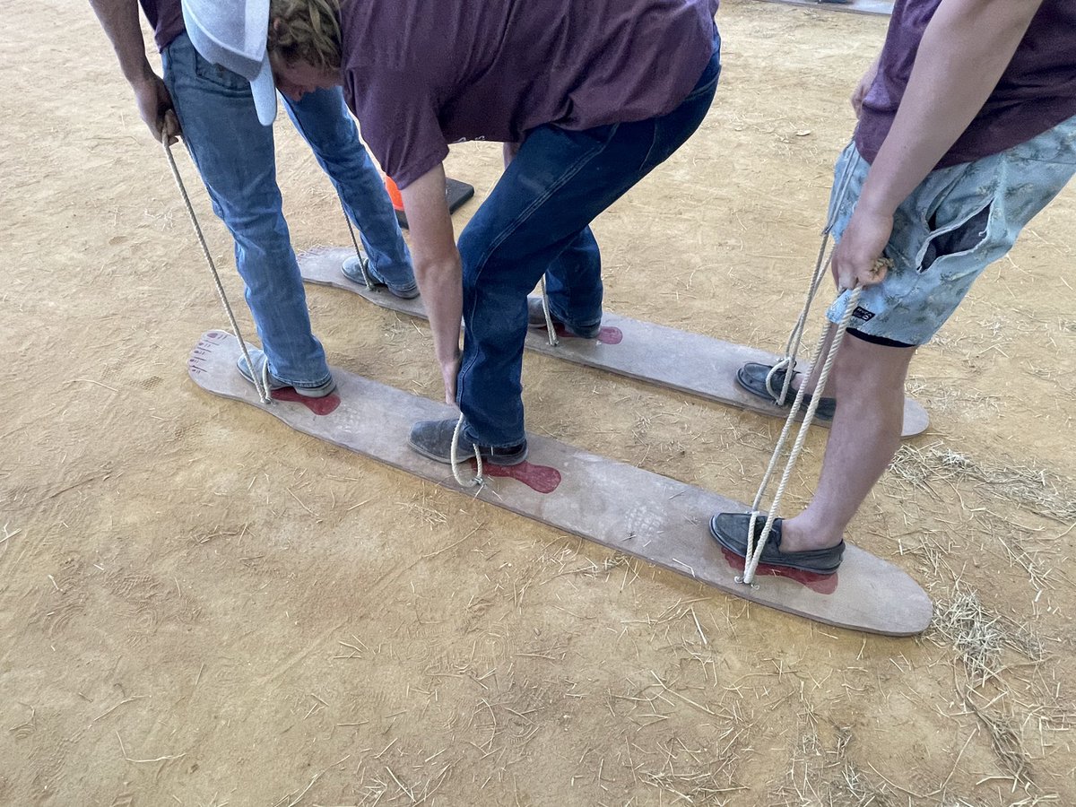 Laurie Burke tweet media