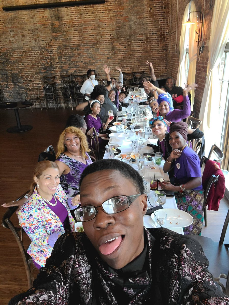 _DignityPower's tweet photo. So Dignity Power did a thing. 
#ProtectBlackWomenAtAllCosts #fedfam4life #Mysisterskeeper #weorganizedifferent https://t.co/jz1bzRLO6m