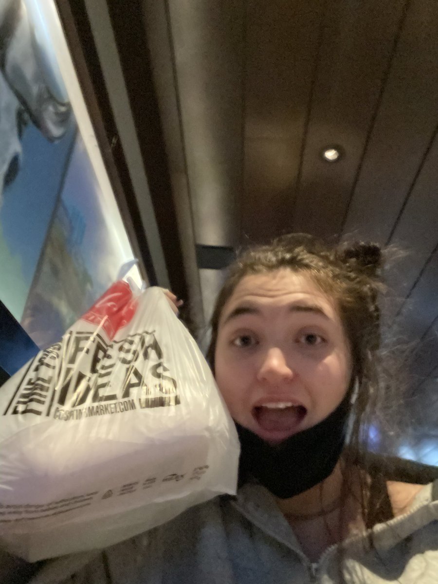 SarahGrace1504's tweet photo. Are you even at #ShowMeNQ if you don’t go to @cosentinoskc and grab this milk?!? https://t.co/Kwy7M15PM9