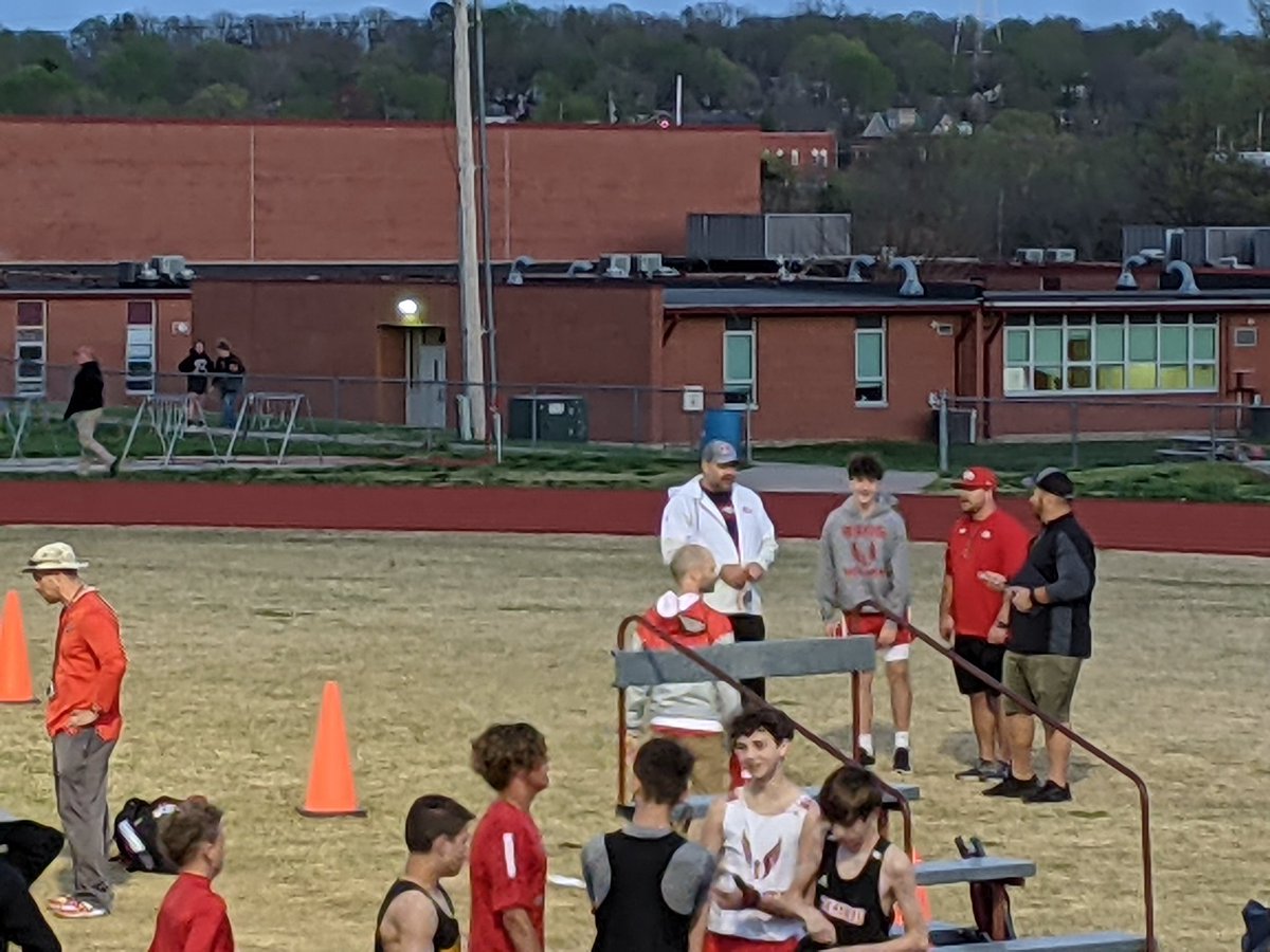 ReedsSpringMS's tweet image. And our coaches!