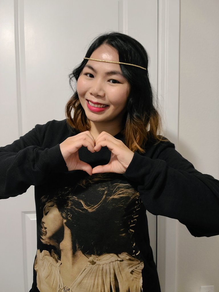 ceciliaychen16's tweet image. Head first, Fearless! 💛💛
We are so close! Are you guys ready?! 
@taylornation13 @taylorswift13 

Ps: I&apos;m getting emotional and it&apos;s not midnight yet! 🆘🚨
#FearlessTaylorsVersion #FearlessTaylorsVersionTONIGHT #Swifties