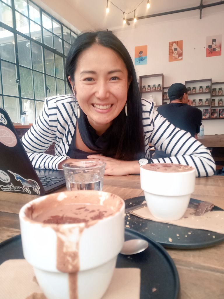 #HappyPlace co-working w/ <a href="/MayuSuzukiNZ/">Mayu Suzuki</a> &amp; the best hot chocs on the planet