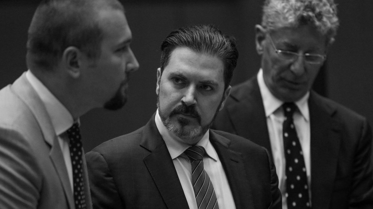 SCEE_13's tweet image. This is my italian mob boss grandpa circa 1933 in court over a bogus charge from the NYPD. #FreeMyPaPasq