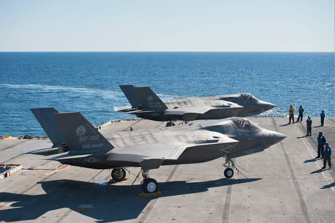 The Air wing consisted of AV-8B Harriers II "jump jets". They have now been replaced with F-35B stealth fighters. this is the U.S Marines. U.S Marines alone fields far more stealth aircaft than the Chinese and Russian Air Force combined several times over.