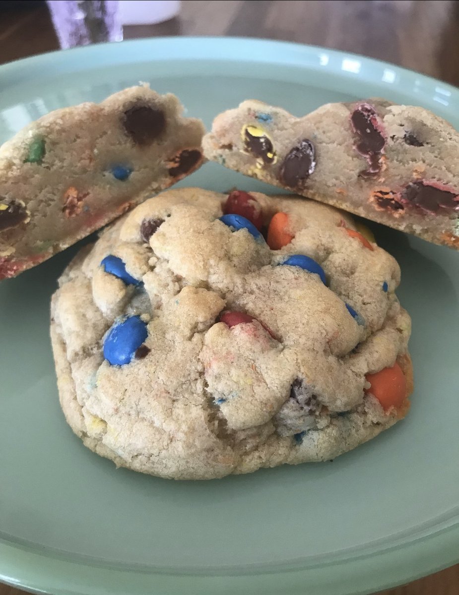 HalfsiesCookies tweet picture