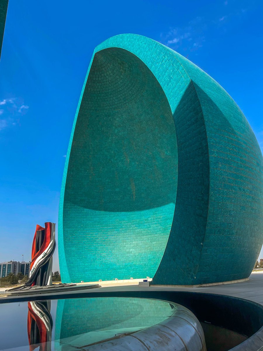 visit_iraq's tweet photo. Martyr's monument, Baghdad 🇮🇶

📸: @therealhk 

IG: @ visit.iraq https://t.co/aOwbd6SADB