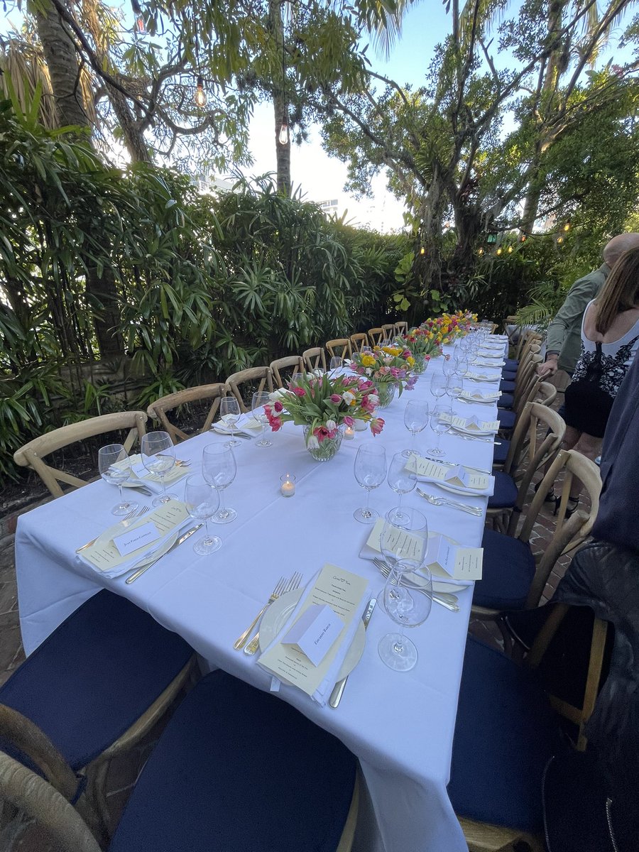 Bellumio's tweet photo. What an incredible night hosted by @marceloclaure and Softbank to celebrate the evolution of #miamitech and discuss #healthtech Many friend attended including @FrancisSuarez @CappelloJp @LauraGaviriaH @shervin @jackabraham @mferremd @anapauglez @chrisadamo_ and many others!! https://t.co/ZSUvmFgZFs