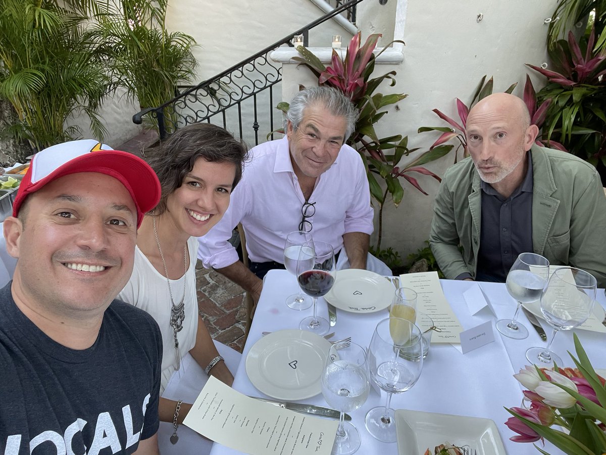 Bellumio's tweet photo. What an incredible night hosted by @marceloclaure and Softbank to celebrate the evolution of #miamitech and discuss #healthtech Many friend attended including @FrancisSuarez @CappelloJp @LauraGaviriaH @shervin @jackabraham @mferremd @anapauglez @chrisadamo_ and many others!! https://t.co/ZSUvmFgZFs