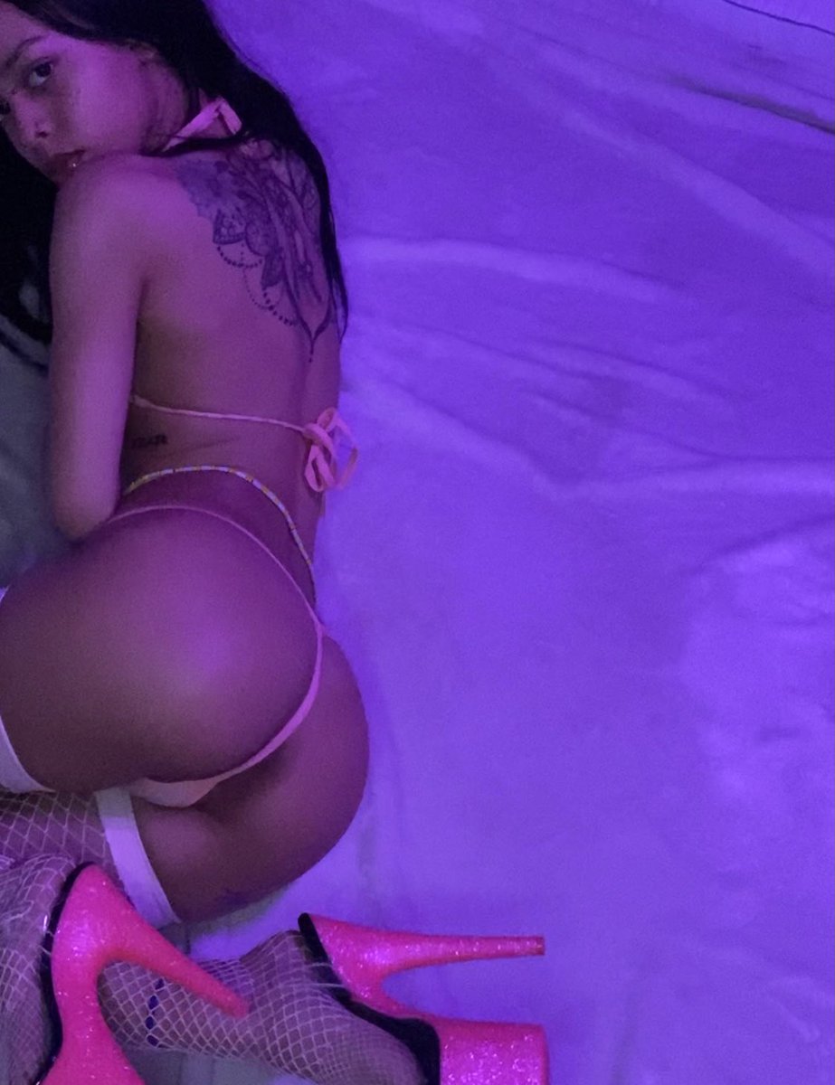 lilkimsprodigy's tweet photo. baby doll https://t.co/PZCdQIXOok
