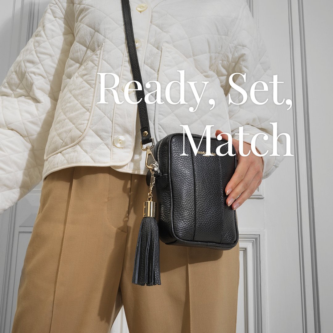 randbofficial's tweet photo. Coordinate your sneaker styling with our contemporary, hands-free handbags.
#russellandbromley #RBSpring #RBHandbag
https://t.co/v9Mgm7ej2L https://t.co/zsDkyU8NYK