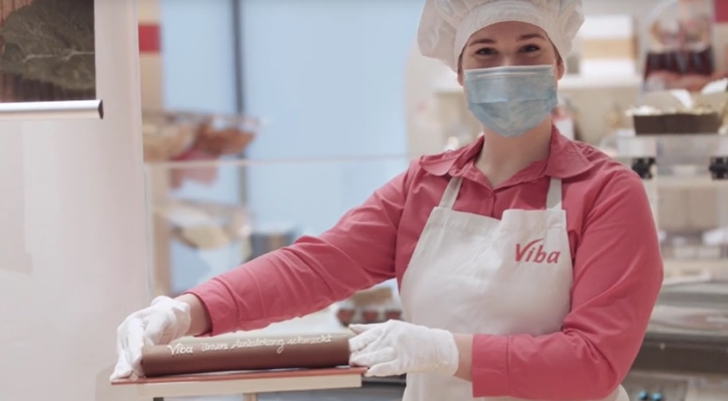 Im Video "Orte der #Transformation" stellt Jens Reißland (<a href="/unierfurt/">Universität Erfurt</a>) ab 06:30min Ziele + Ansätze von #BBNE-#Modellversuch KoProNa vor, gemeinsam mit Partnerunternehmen <a href="/vibasweets/">Viba sweets</a>. 

Das Video ist auf dem BNE-portal von @BMBF_Bund + <a href="/unesco_de/">UNESCO DE</a> zu finden: 
bne-portal.de/de/bne-akteuri…