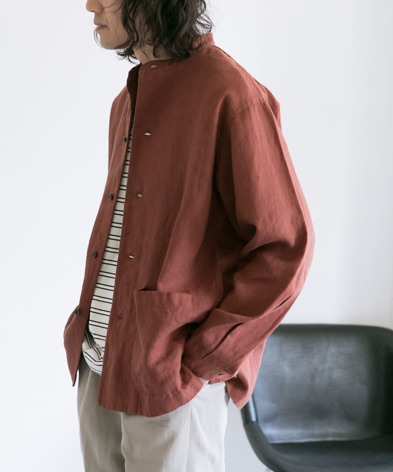 Urban Research Doors Newarrival フランス ノルマンディ地方の良質な麻を原料としたハードマンズ社の上質な生地で仕立てたシャツジャケット Doors Mens メンズ リネン アウター シャツ 21ss 春服 T Co 4nx10ufuow T Co