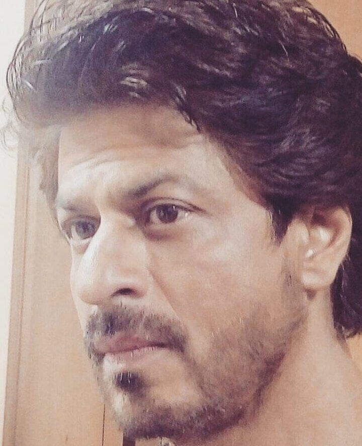 Srks__Naina's tweet image. Good morning @iamsrk ❤️🥰
and to all u beautiful flowers 🌸💖