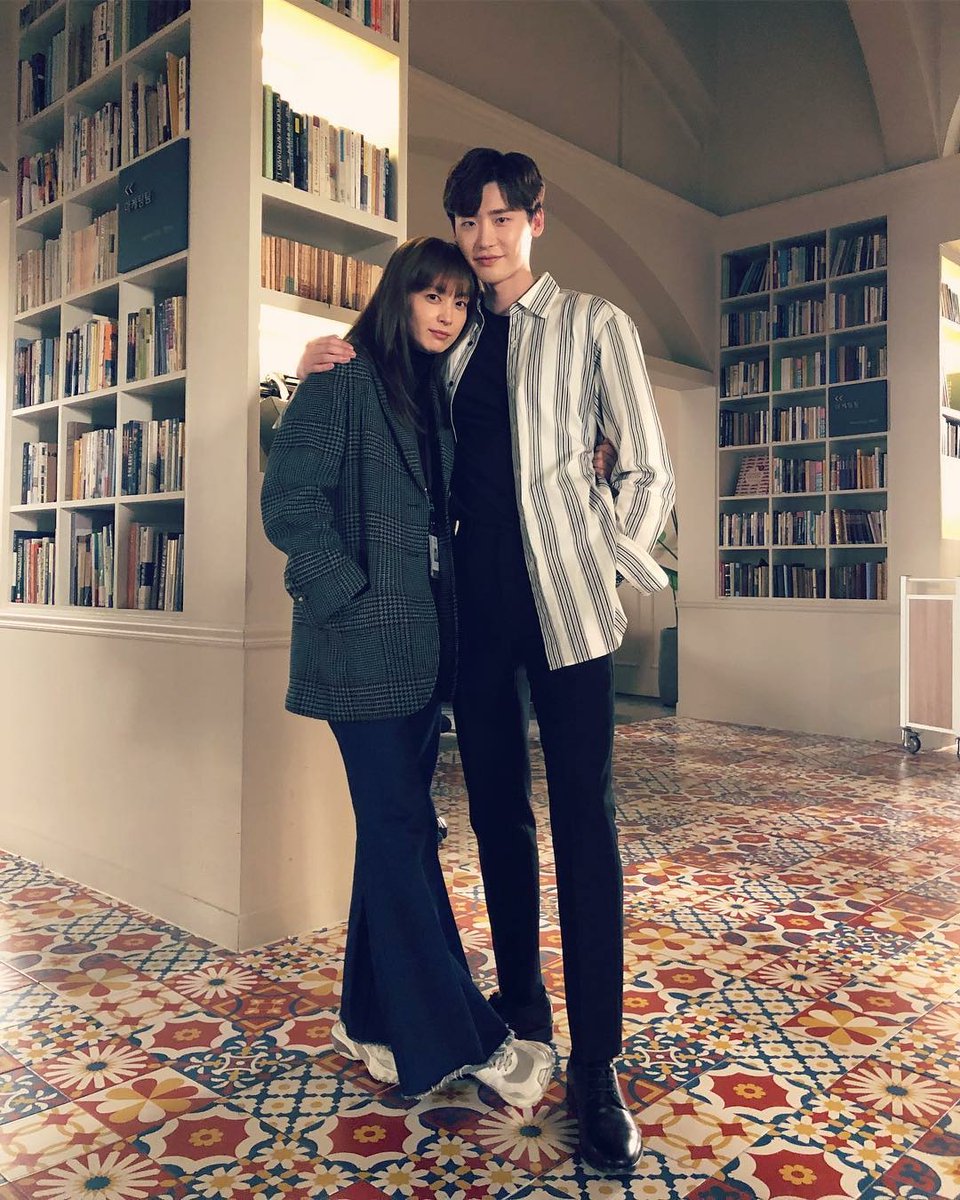Lee Jong Suk and Jung Hae In has now become a successful fan as they've already worked with this good actresses and be pair up with them in a drama lead role.  #LeeJongSuk  #LeeNaYoung  #RomanceIsaBonusBook  #JungHaein  #HanJiMin  #OneSpringNight