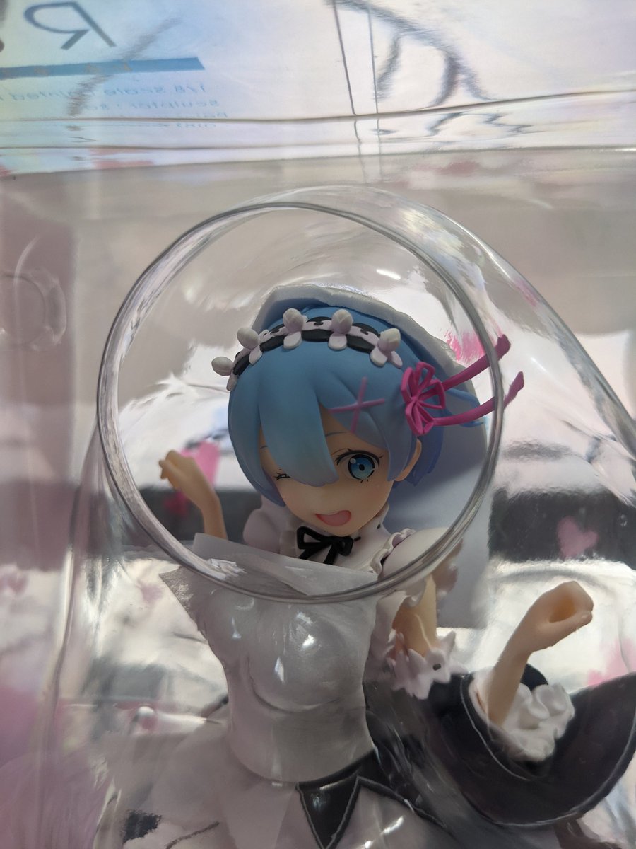 アルファオメガよりリゼロのネコミミレムのフィギュアが届く🐈 - Togetter