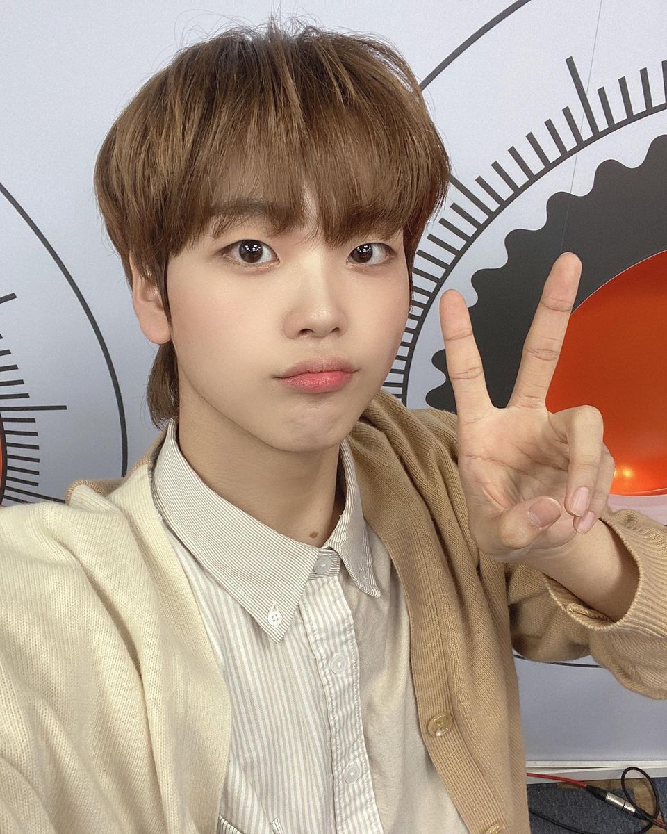 cravity__pez's tweet image. 20210409 Music Access 인스타그램 

instagram.com/p/CNbzjDUjhMg/

#MUSICACCESS
#VIP_ACCESS with #CRAVITY 🌟

✨ 3시부터 #크래비티 와 함께합니다 ✨

#크래비티 #CRAVITY