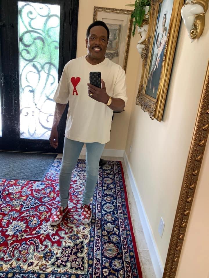 hbfromkc_'s tweet photo. he jumped into these jeans and said "OOO WEE" https://t.co/5jZpucV3J9